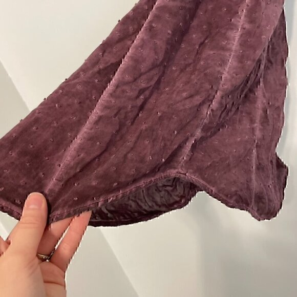 KNOX ROSE Purple Swiss Dot Crochet Eyelet Tie Bow Back Short Flutter Sleeve Top - Picture 7 of 13